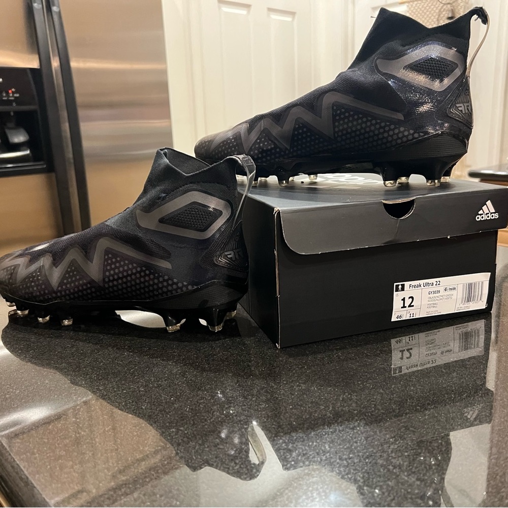 Mens Adidas Freak Ultra 22 Black Night Metallic Football Cleats 12 Box Included - Picture 4 of 11